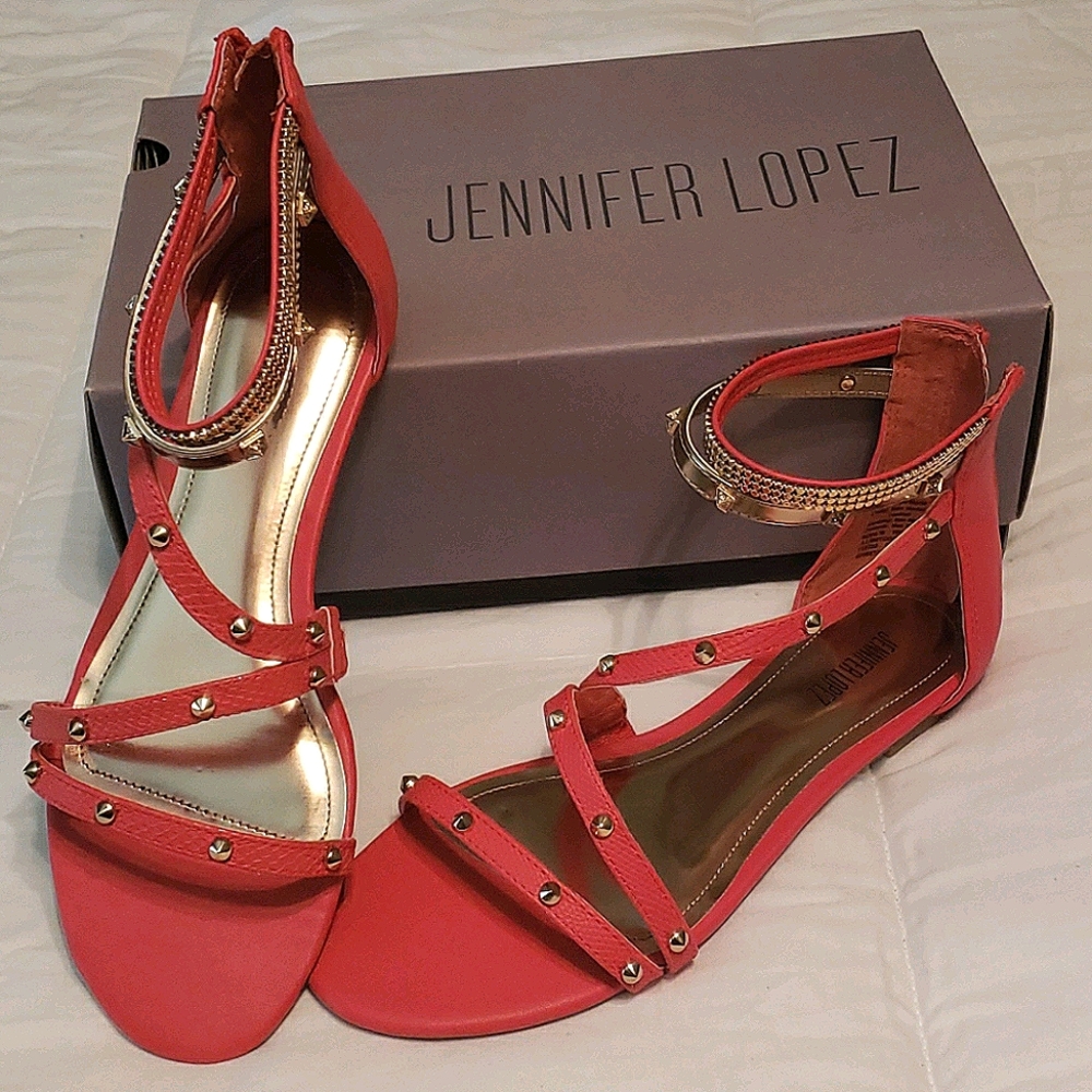 Jennifer Lopez size 8 Libby Sandals